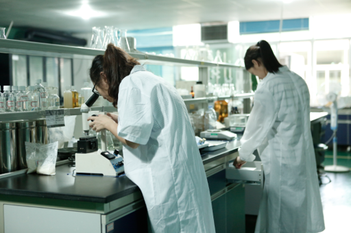 Promotor compuesto 50-81-7 de la bola de masa hervida de los tallarines de los emulsores de la panadería GB2760 7